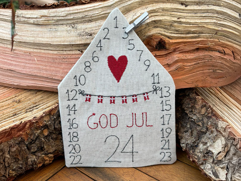 Preview: Adventskalenderhaus aus Stoff God Jul - ITH-Stickdatei